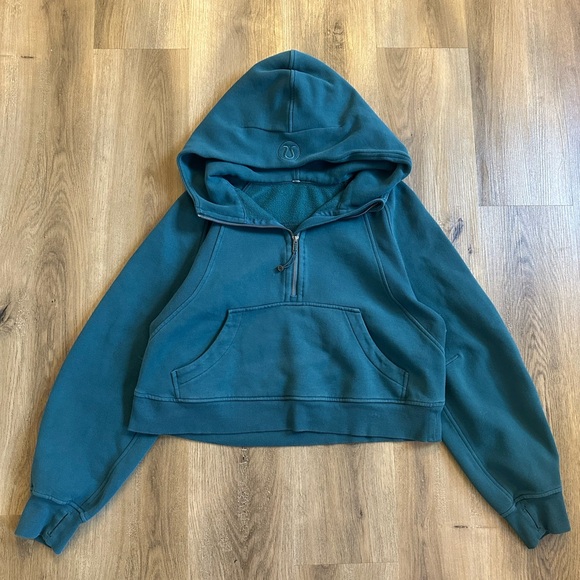 Lululemon Oversized Scuba - Picture 1 of 5